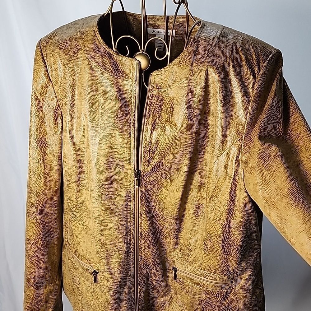 Faux Snakeskin Camel Color Jacket Lightly Weighted Size 16 Pockets